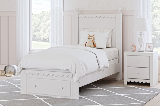 Mollviney  Panel Storage Bed