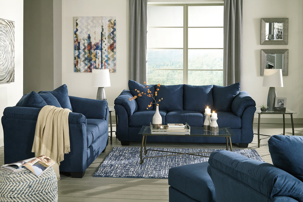 Darcy Loveseat