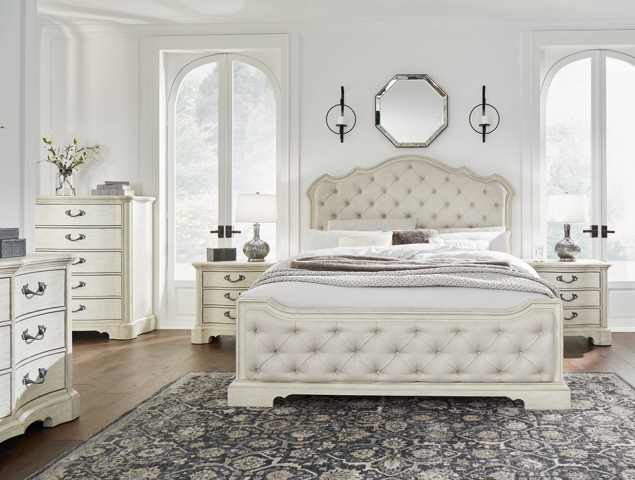 Arlendyne King Upholstered Bed with Mirrored Dresser, Chest and 2 Nightstands