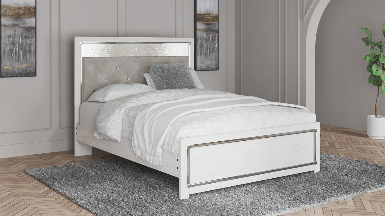 Altyra Queen Panel Bed